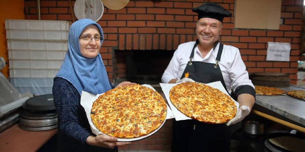 Köyüne pizza kültürünü taşıdı, “olmaz” diyenlere aldırmadı! Şehir dışından bile geliyorlar: Özel lezzete talep bitmiyor 3